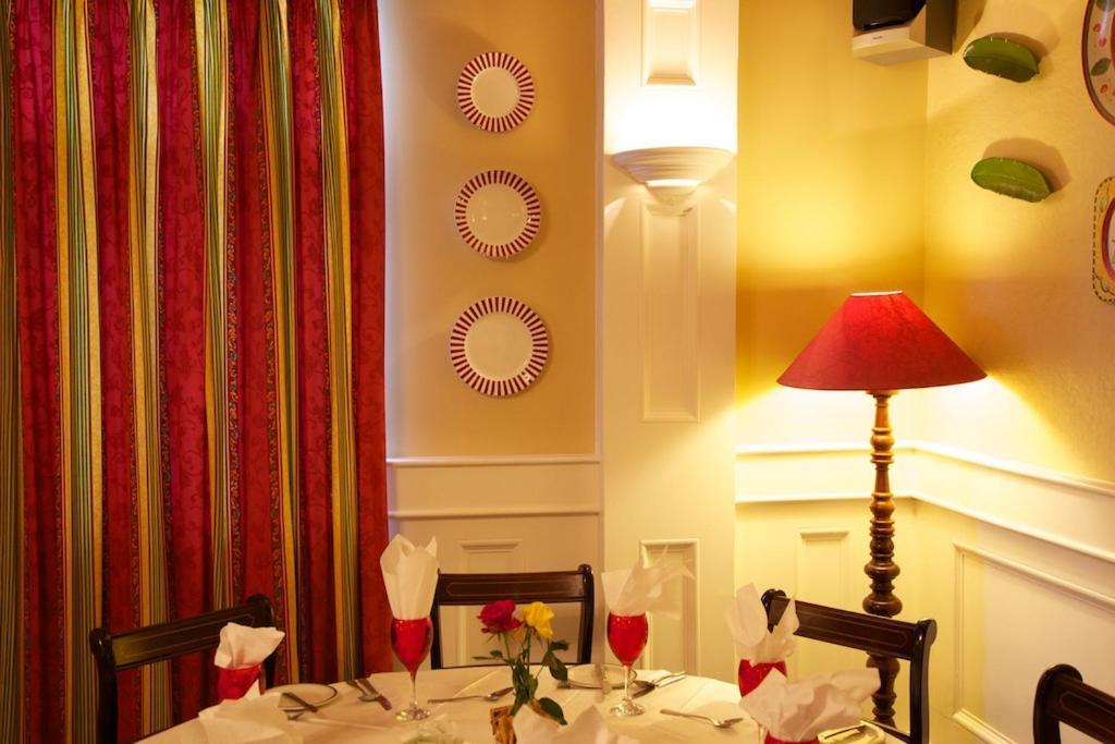 Tully'S Hotel Castlerea Exteriér fotografie